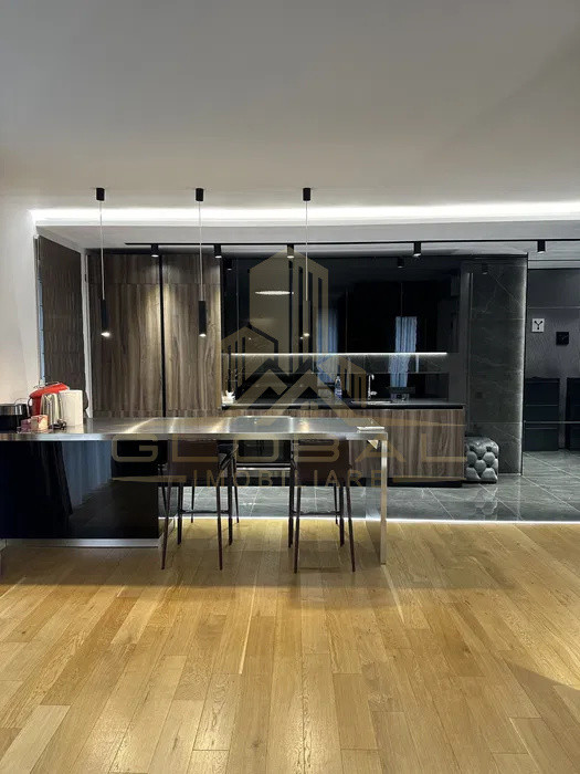 2 camere , Lux, 65 mp,parcare, terasa, zona Gheorghe Lazar, Centru