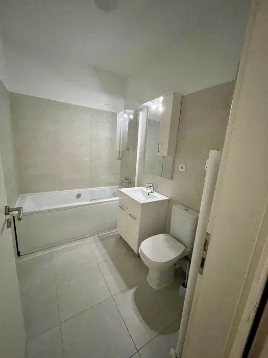 2 camere ,NOU,  56 mp, parcare, terasa, cartier  Europa