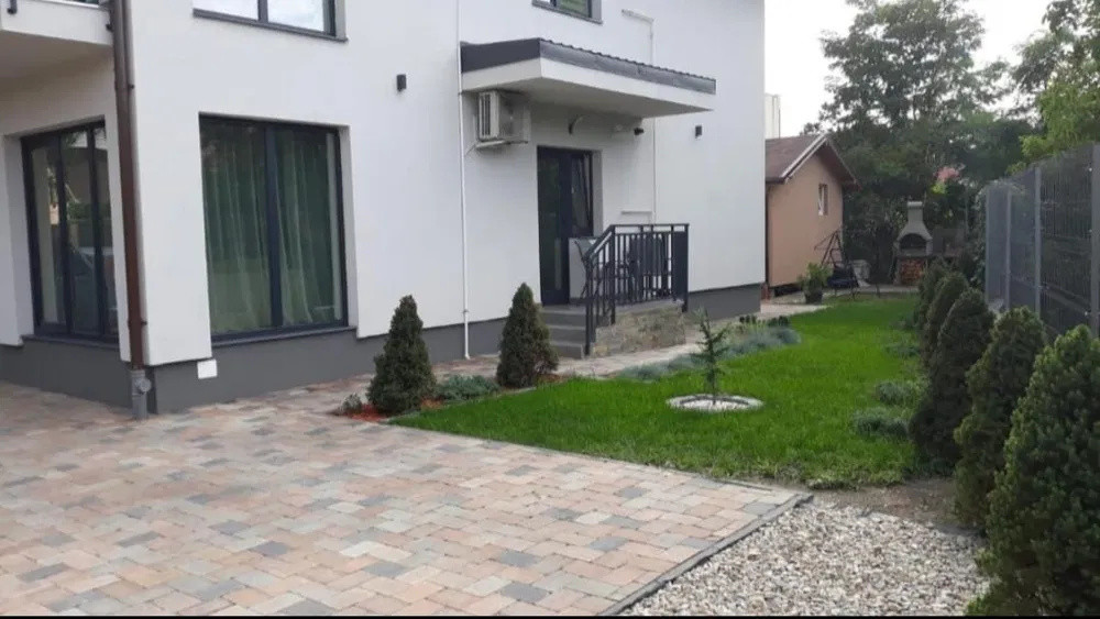 2 camere ,La Vila, 58 mp,  terasa, zona str.BAII, Someseni