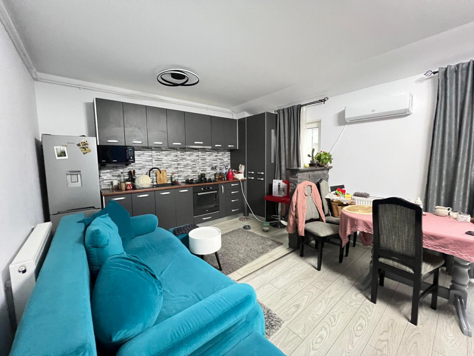 2 camere, 52 mp, Lift, Parcare, A.C, str.Eroilor, Floresti