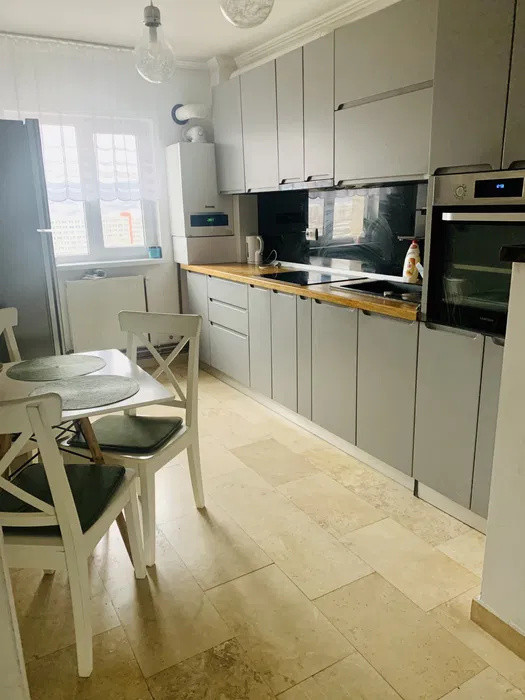 3 camere ,decomandat, 68 mp, balcon, zona str.Aurel vlaicu, Marasti