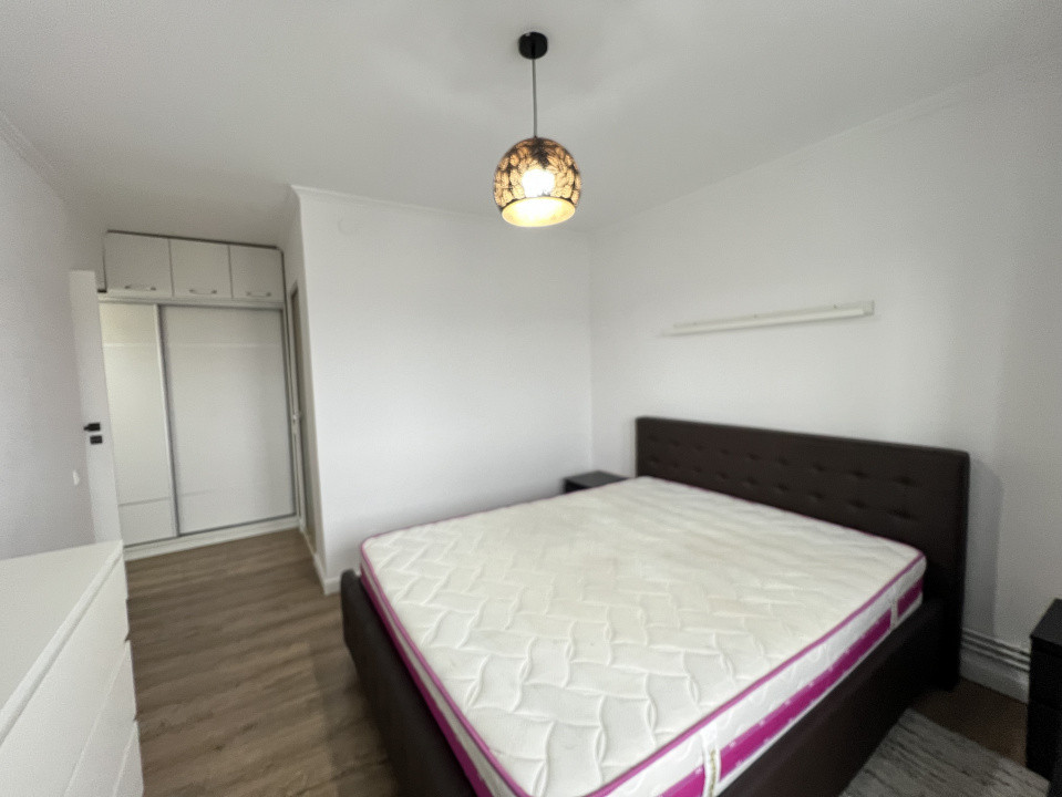 3 camere ,decomandat, 70 mp, NOU, parcare, str.Aurel vlaicu, Marasti