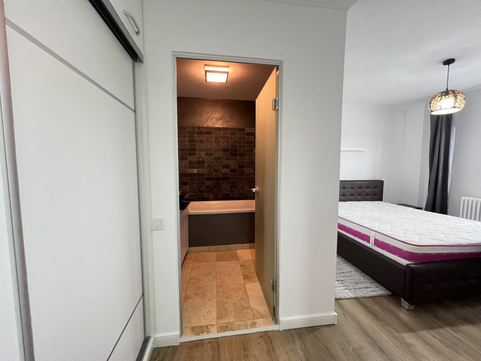 3 camere ,decomandat, 70 mp, NOU, parcare, str.Aurel vlaicu, Marasti