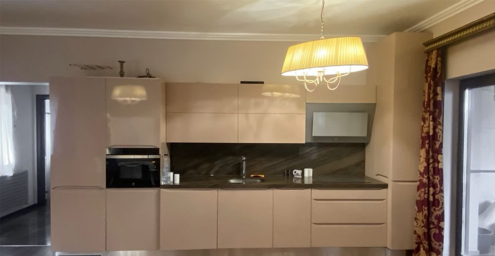 2 camere, 65 mp, Lux, parcare, terasa, Andrei Muresanu