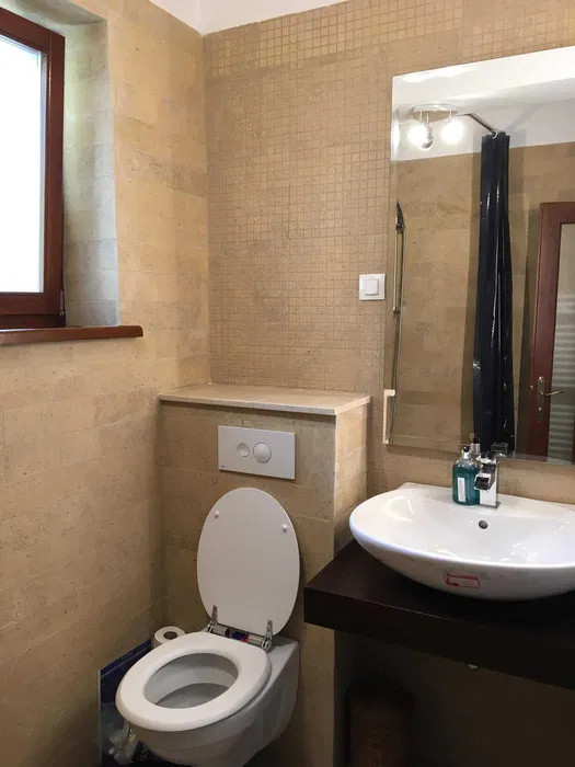 3 camere ,100 mp,Totul NOU, Curte , zona str.Ciresilor, Zorilor - UMF