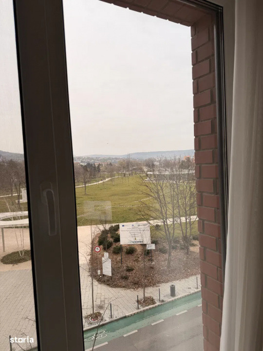 3 camere ,68 mp, Lux TOtul Nou, parcare, str.Anton pan, Semicentral