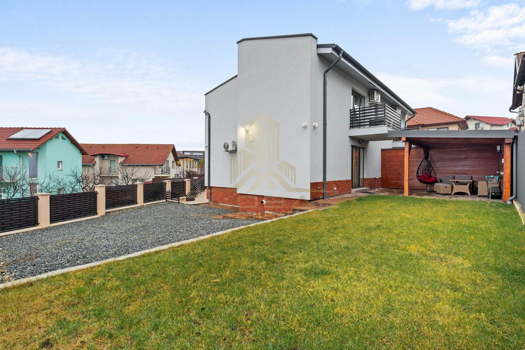 Vila cu 3 camere , 135 mp,  Lux, curte, 3 parcari , terasa , Iris 