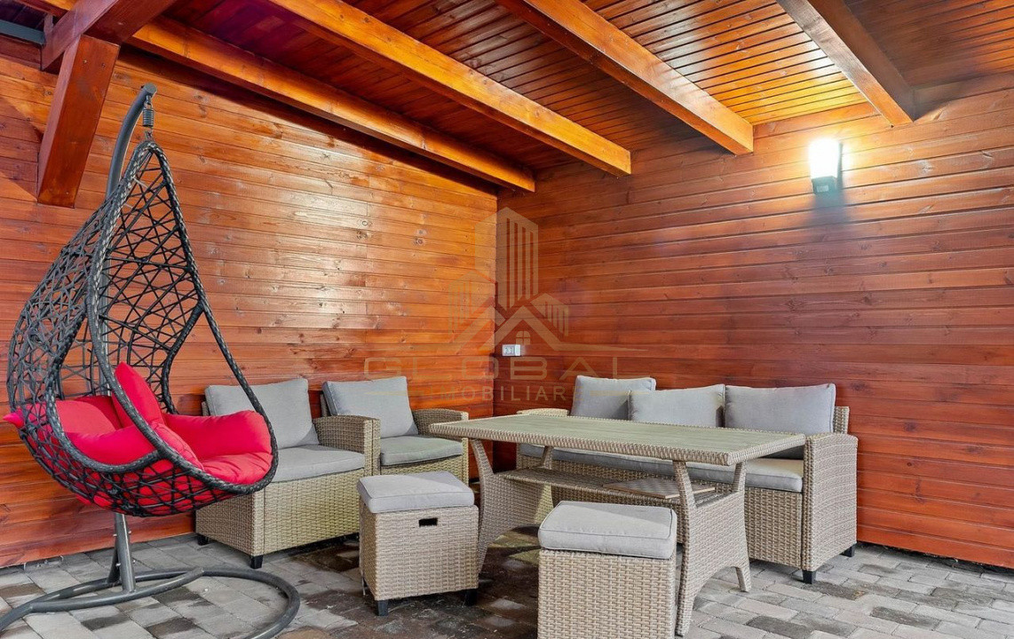 Vila cu 3 camere , 135 mp,  Lux, curte, 3 parcari , terasa , Iris 