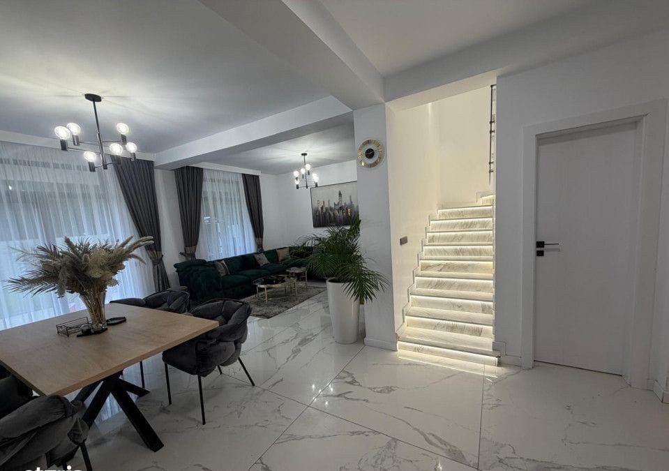 Vila cu  4 camere , 190 mp, curte, parcari , terasa , Iris Voronet