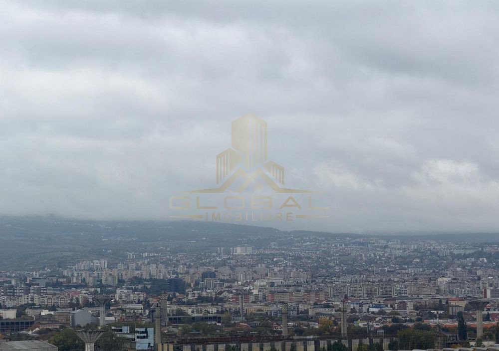 Vila cu  4 camere , 190 mp, curte, parcari , terasa , Iris Voronet