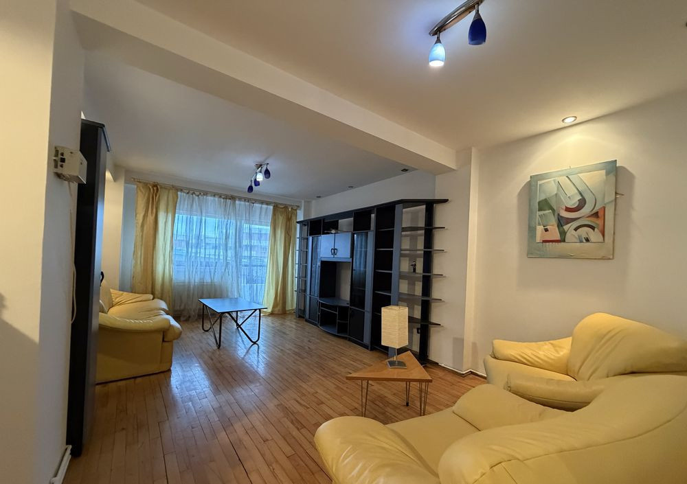4 camere ,125 mp, 2 bai,   Str.dorobantilor, Marasti