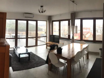 3 camere , 70 mp, 40mp terasa, parcare, Valea garbaului, VIVO