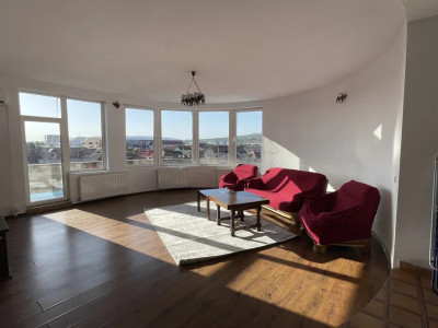 4 camere In Vila, 113 mp,  terasa, zona str.TRAIAN VUIA, Someseni