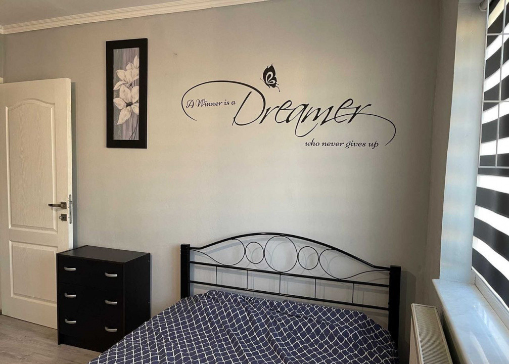 3 camere ,65 mp, NOU. A.C, balcon, zona str.Dambovitei, Marasti