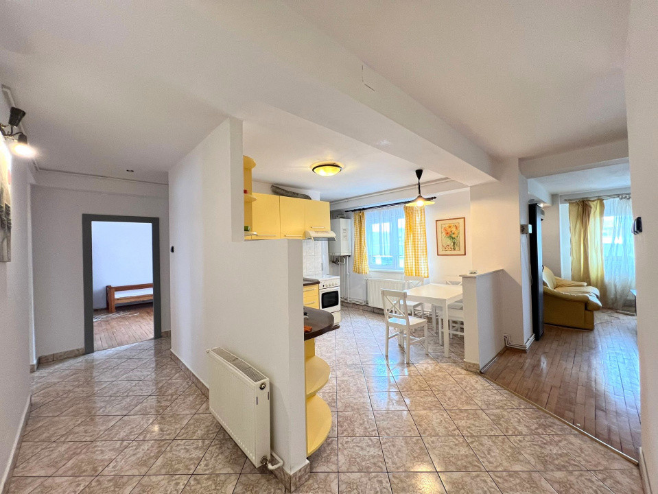 4 camere , 115 mp, 3 balcoane, terasa, str.Dorobantilor , Marasti