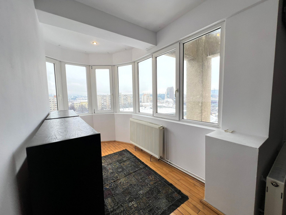 4 camere , 115 mp, 3 balcoane, terasa, str.Dorobantilor , Marasti