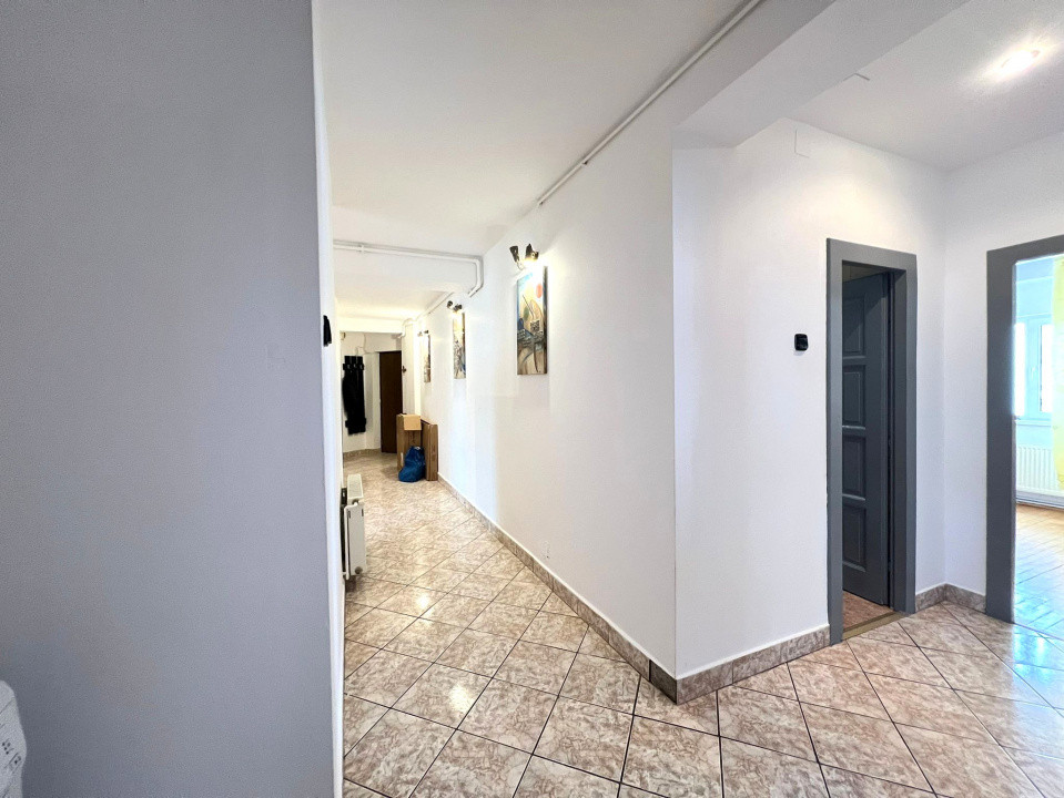 4 camere , 115 mp, 3 balcoane, terasa, str.Dorobantilor , Marasti