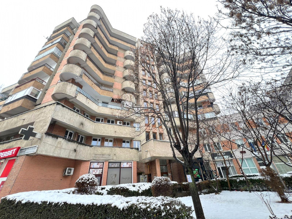 4 camere , 115 mp, 3 balcoane, terasa, str.Dorobantilor , Marasti