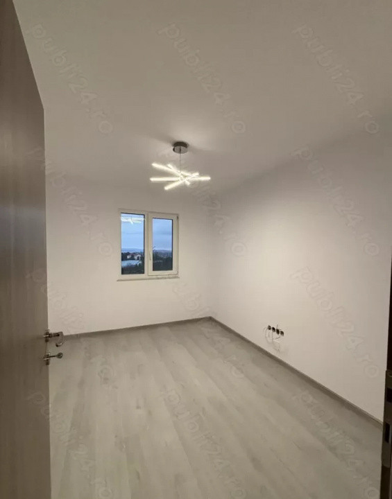 4 camere , ultrafinisat 2025 , 78 mp, LUX, terasa, Gheorgheni