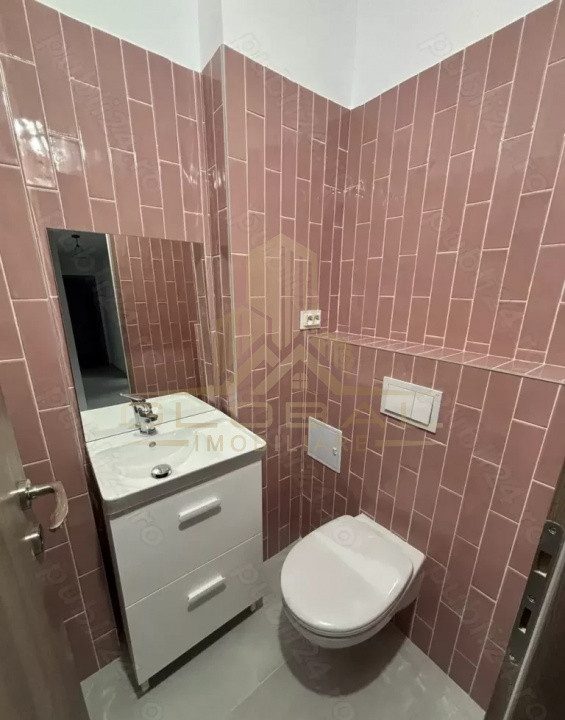 4 camere , ultrafinisat 2025 , 78 mp, LUX, terasa, Gheorgheni