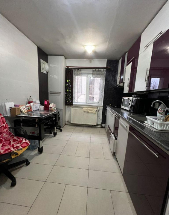 4 camere ,decomandat, 78 mp,  terasa, zona Iulius Mall Intre Lacuri