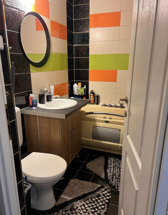 4 camere ,decomandat, 78 mp,  terasa, zona Iulius Mall Intre Lacuri