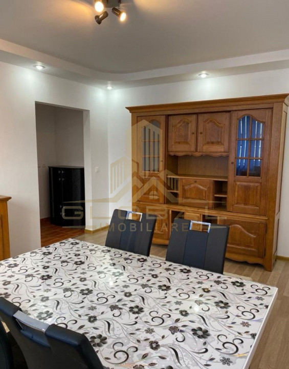 2 camere ,decomandat, 55 mp , P-ta Mihai Viteazu , Centru