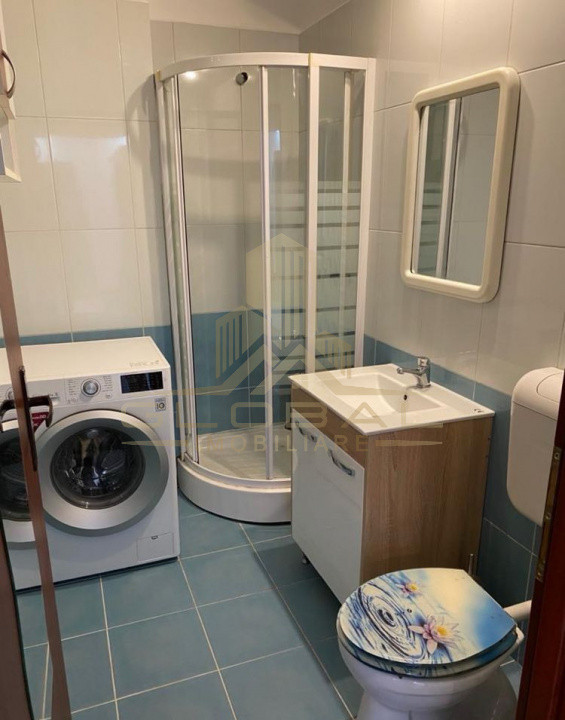 2 camere ,decomandat, 55 mp , P-ta Mihai Viteazu , Centru