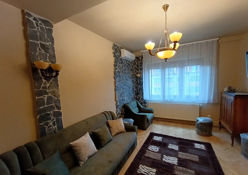 2 camere ,decomandat, 48 mp,  terasa, Semicentral , Str Horea