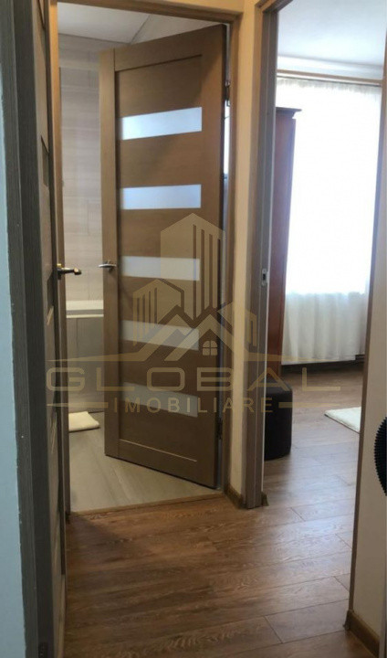 2 camere ,decomandat, 50 mp,  Piata Hermes- Gheorgheni