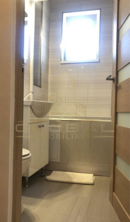 2 camere ,decomandat, 50 mp,  Piata Hermes- Gheorgheni