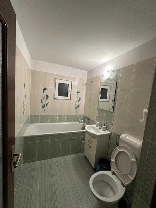 2 camere ,decomandat, 52 mp,  terasa, zona Piata Marasti ,Marasti