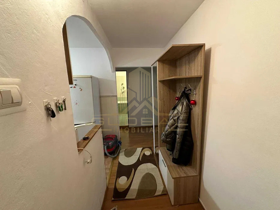 2 camere ,decomandat, 52 mp,  terasa, zona Piata Marasti ,Marasti