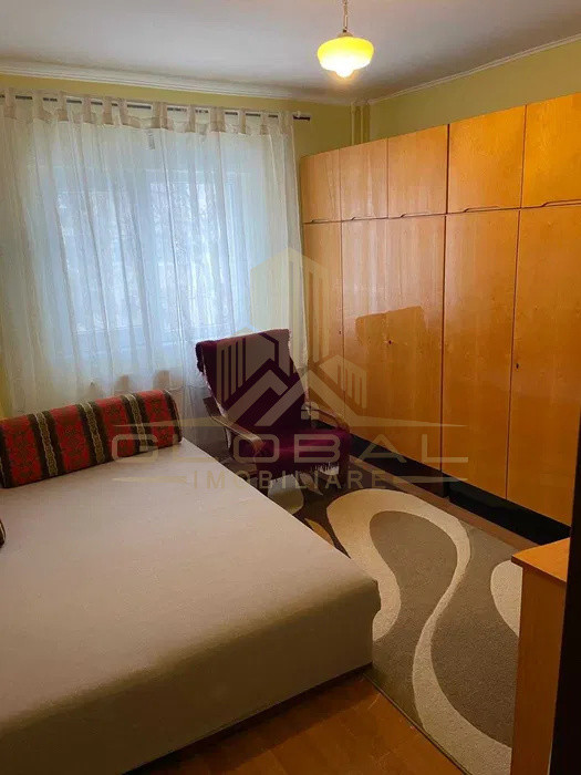 2 camere ,decomandat, 52 mp,  terasa, zona Piata Marasti ,Marasti