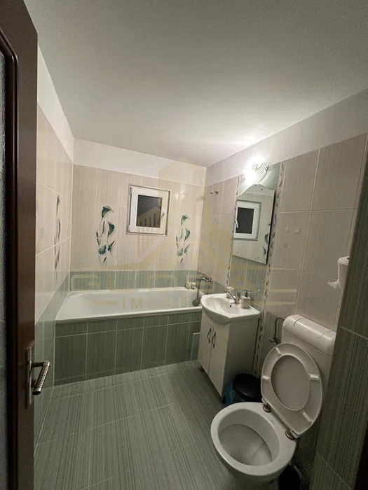 2 camere ,decomandat, 52 mp,  terasa, zona Piata Marasti ,Marasti