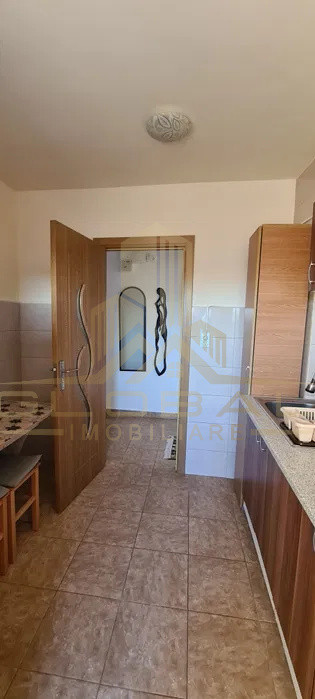 2 camere ,decomandat, str.ALEA GODEANU, Gheorgheni