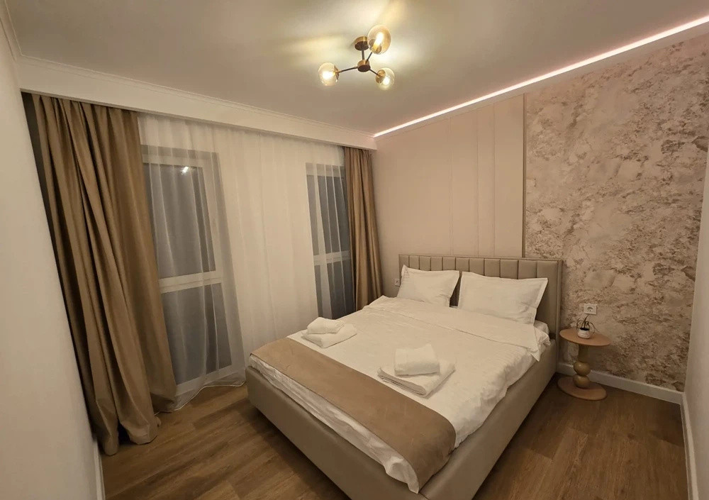 2 camere ,50 mp, decomandat , LUX , 1 parcare , terasa ,Gheorgheni .