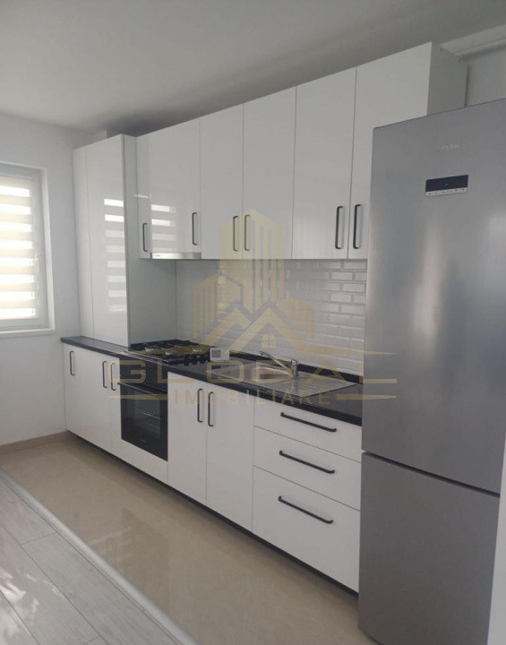 2 camere , decomandat , 52 mp, parcare , terasa , str.Calea Baciului