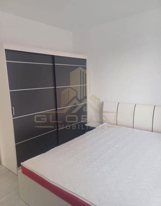 2 camere , decomandat , 52 mp, parcare , terasa , str.Calea Baciului