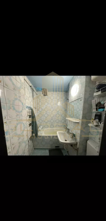 2 camere ,48 mp, decomandat ,1 parcare , Manastur.