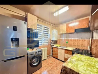 2 camere ,48 mp, decomandat ,1 parcare , Manastur.