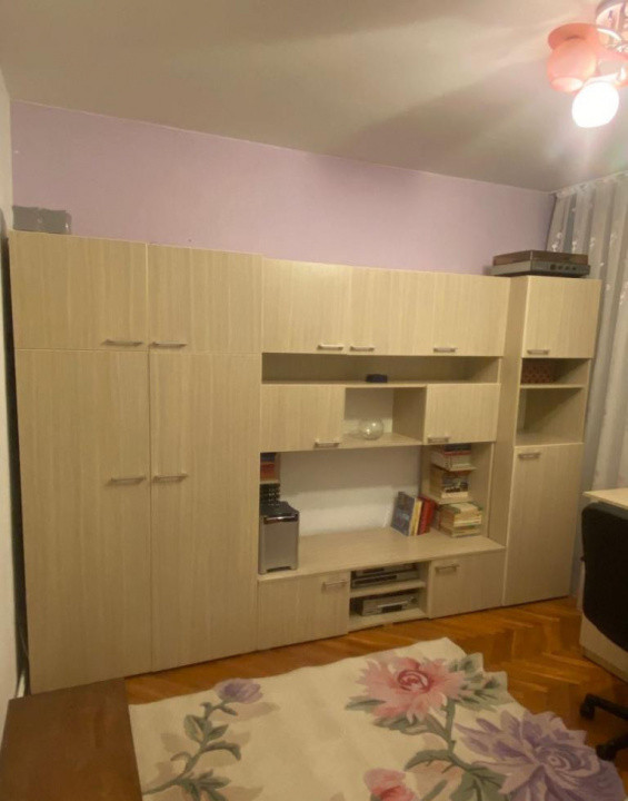 2 camere ,decomandat, 56 mp, balcon inchis , zona , Grigorescu