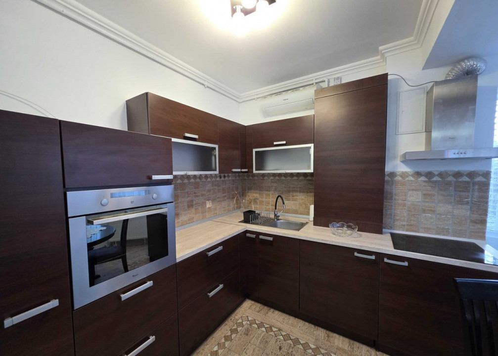 3 camere , 68 mp, parcare , zona str.Marin Preda, Buna-Ziua