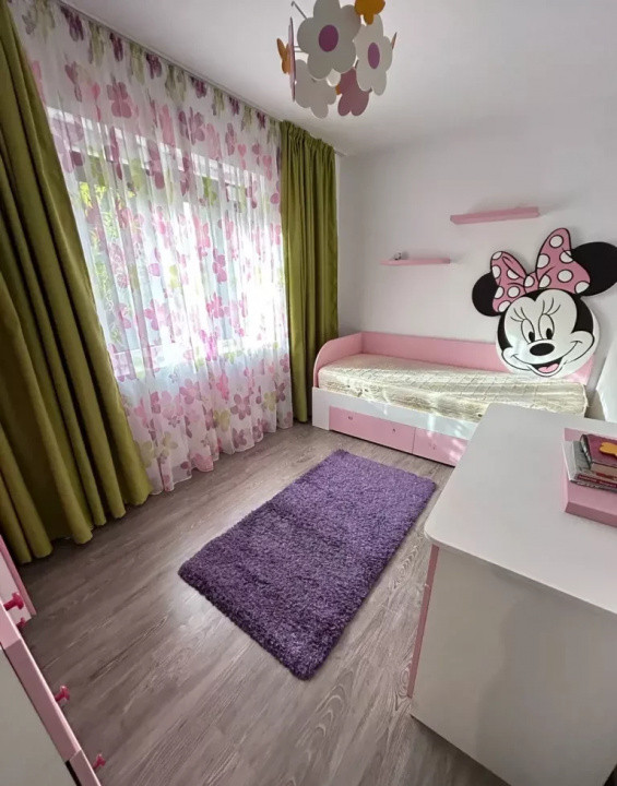 4 camere , decomandat , LUX 77 mp,  parcare , terasa , Manastur