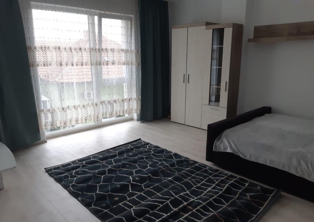 2 camere ,decomandat, 55 mp, 3 locuri parcare, terasa,  Marasti