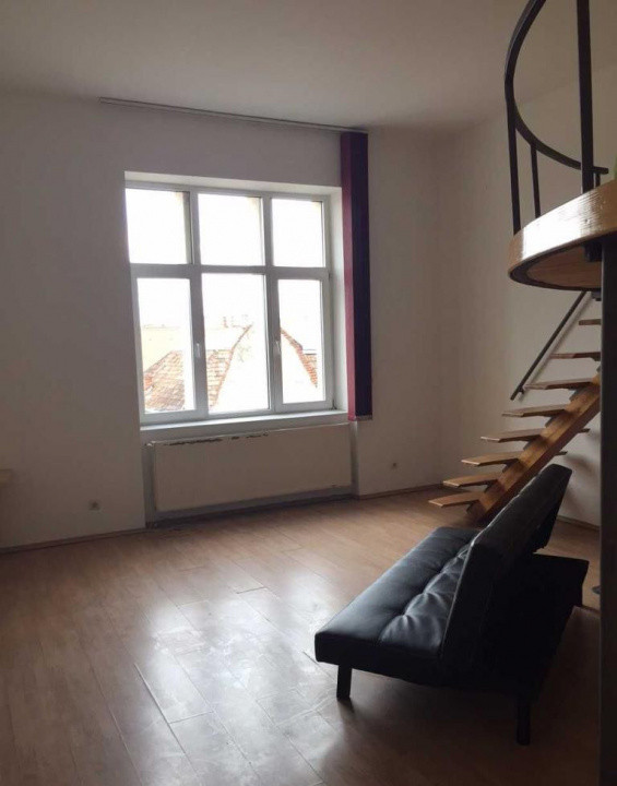 2 camere ,decomandat, 40 mp, scara interioara, zona str.Gheorghe Sincai , Centru