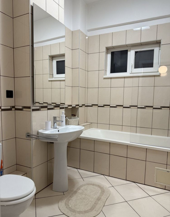 2 camere, 45 mp,  terasa,  parcare, zona str.Ploiesti, Centru