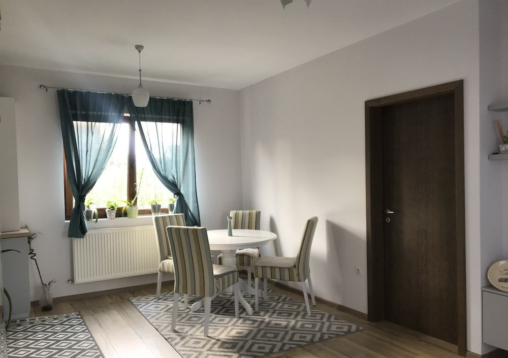 3 camere, 65 mp,  3 balcoane, zona str.Mircea Eliade, Centru