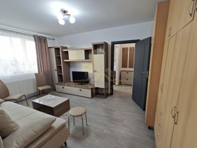 2 camere ,decomandat, 43 mp, zona Gheorgheni.