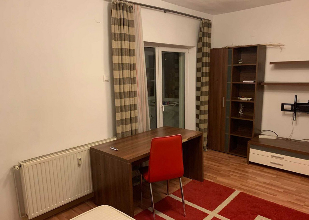 2 camere ,decomandat, 65 mp,  parcare , Gheorgheni , Str Bistritei .